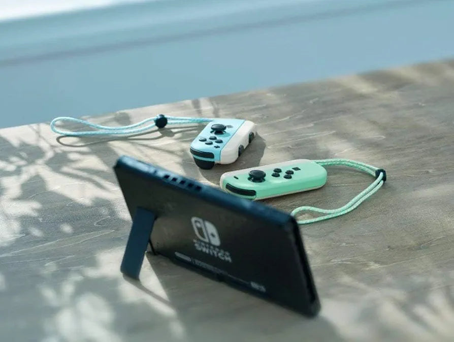 Nintendo Switch Console V2 + Animal Crossing New Horizons Edition (Switch)